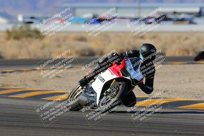 media/Dec-18-2022-SoCal Trackdays (Sun) [[8099a50955]]/Turn 4 (1pm)/